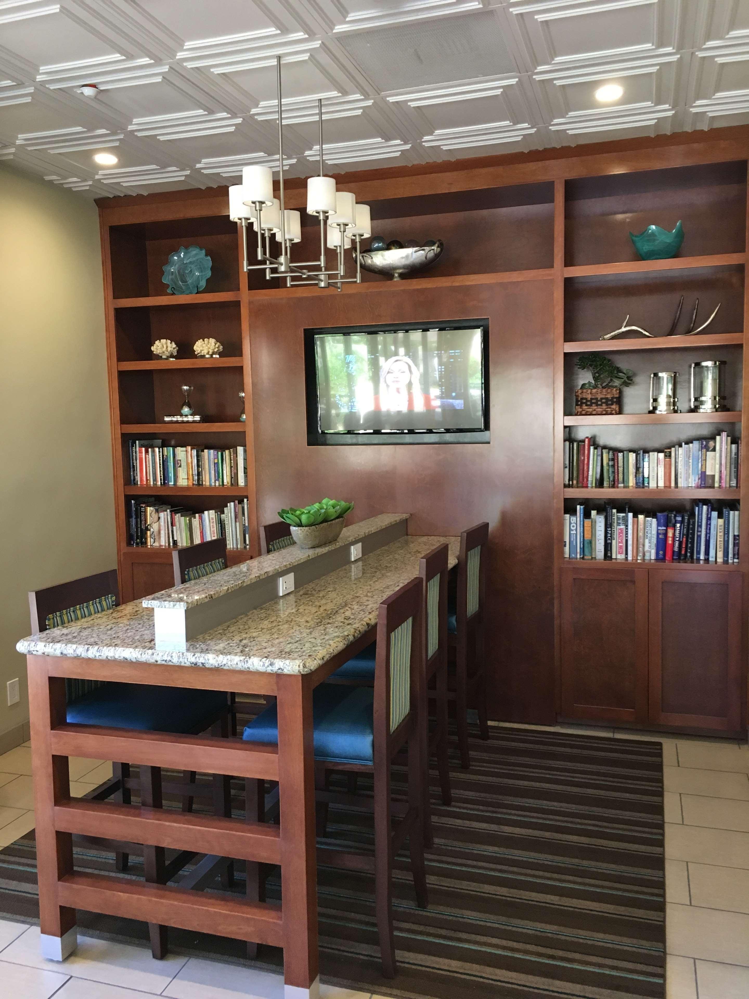 Best Western Plus South Coast Inn Goleta Buitenkant foto