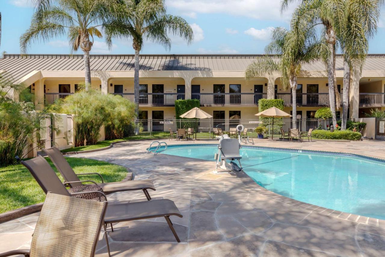 Best Western Plus South Coast Inn Goleta Buitenkant foto