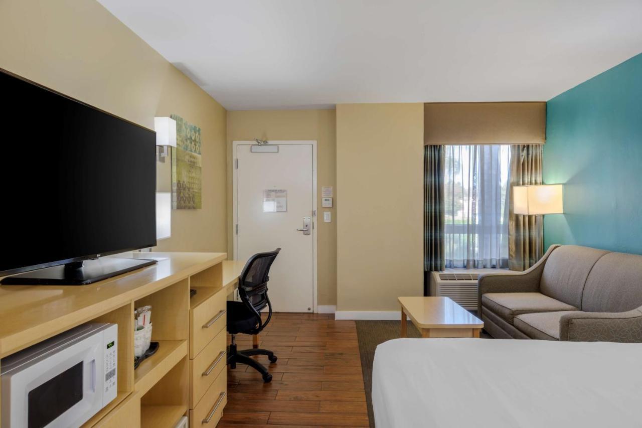 Best Western Plus South Coast Inn Goleta Buitenkant foto