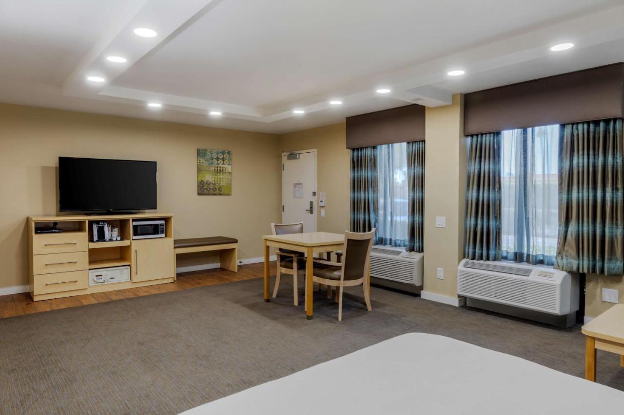 Best Western Plus South Coast Inn Goleta Buitenkant foto