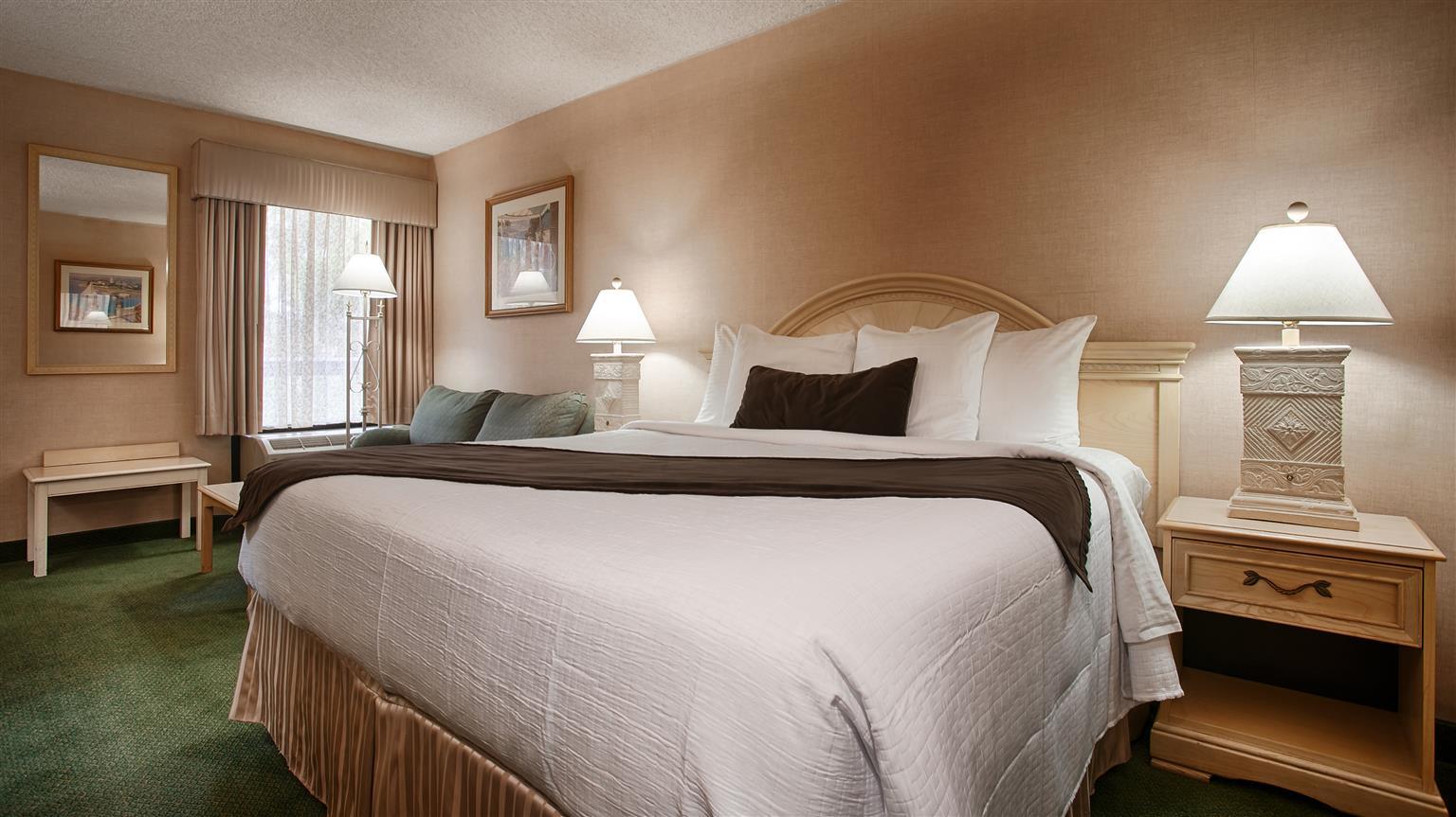 Best Western Plus South Coast Inn Goleta Buitenkant foto